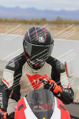media/Mar-20-2023-Moto Forza (Mon) [[d0bbc59e78]]/Around the Pits/